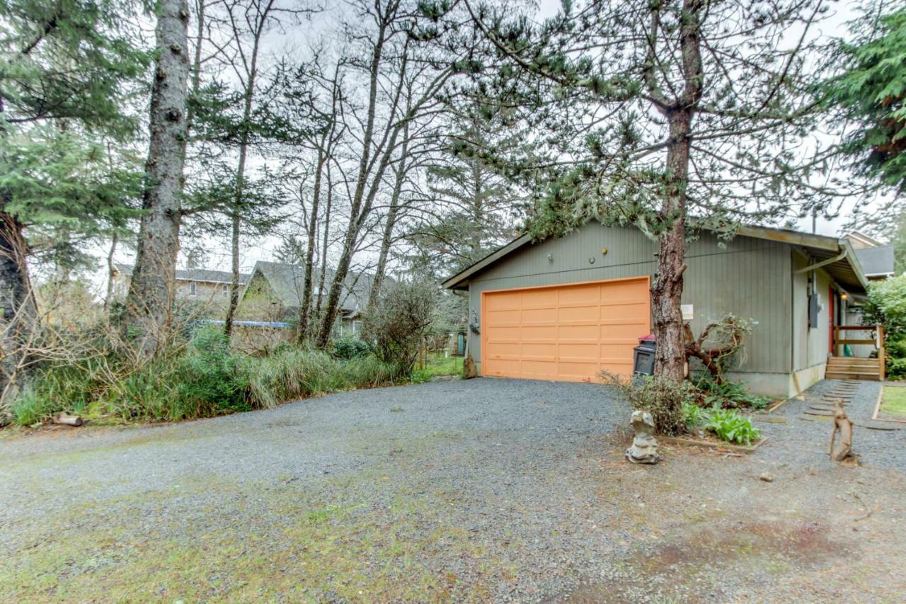 Rhododendron Grove Villa Cannon Beach Exterior photo